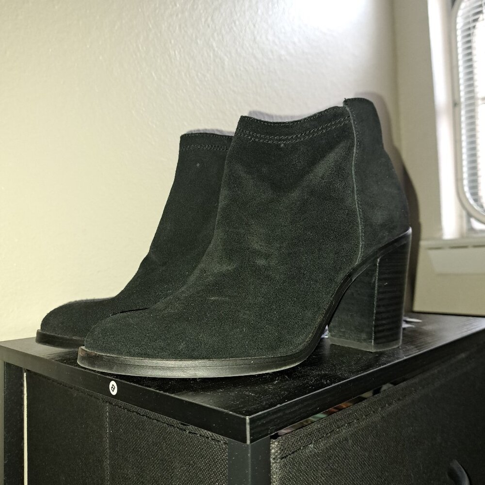 Dolce Vita Black Ankle Boots